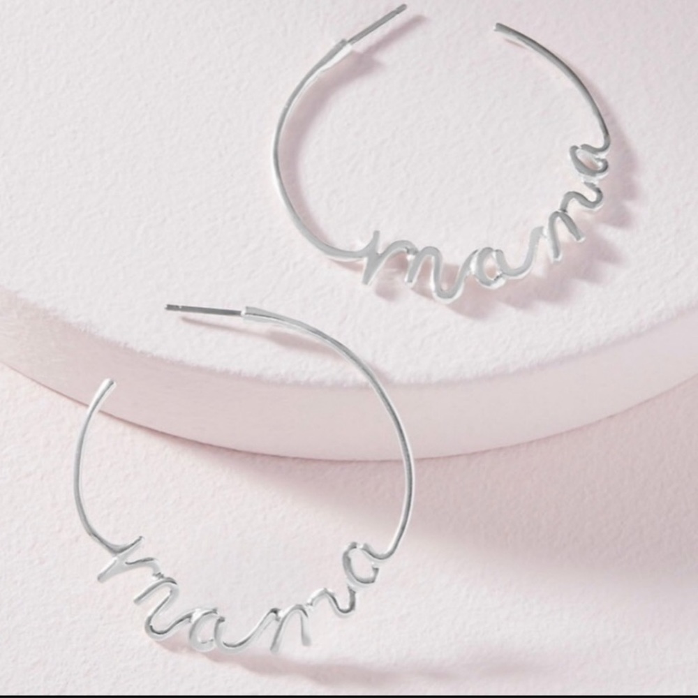 🌼Great for a new Mama! Stella & Dot mama hoops silver